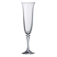 krištáľové poháre na šampanské