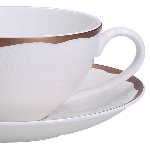 šálka na čaj s tanierikom z kosteného porcelánu